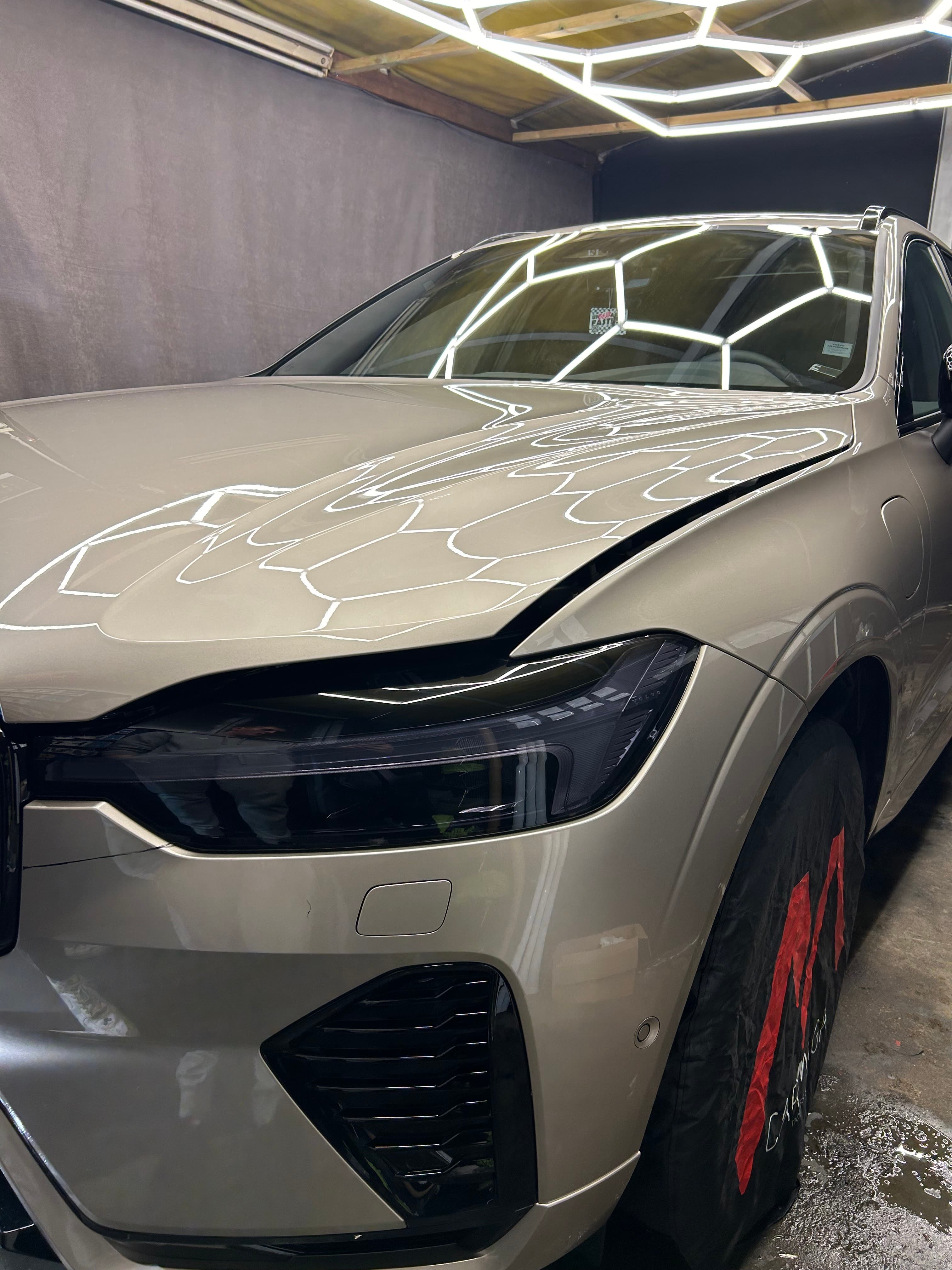 Volvo XC60 - Przyciemnianie Lamp - Detailing samochodowy Ostrów Wielkopolski | Crystal Car Detailing